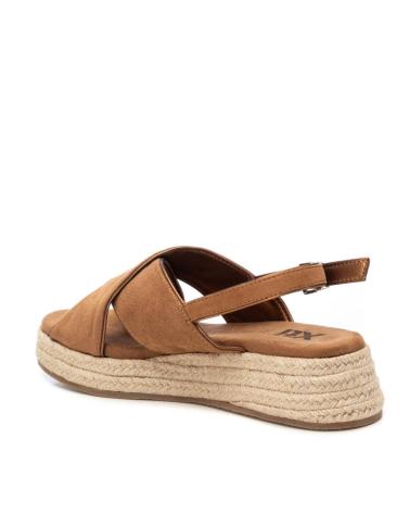 Sandalen für Damen XTI 130243 CAMEL