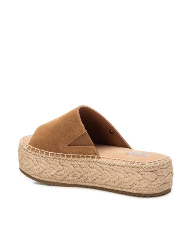 Sandalias de Mujer XTI 143639 CAMEL