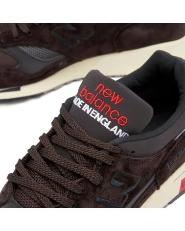 NEW BALANCE MADE IN UK U1500BKR COFFE - 41 1-2 BLACK
