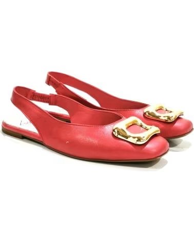 TOP3 ZAPATO CASUAL DE PIEL CON SUELA DE GOMA ROJO