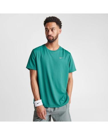 -NIKE-CAMISETA-M-DF-UV-MILLER-SS-T-SHIRT-DV9315-379-VERDE