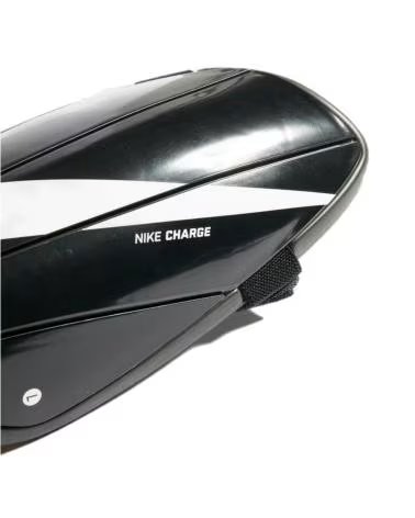 -NIKE-ESPINILLERAS-NK-CHRG-GRD-SP2164-010-NEGRO