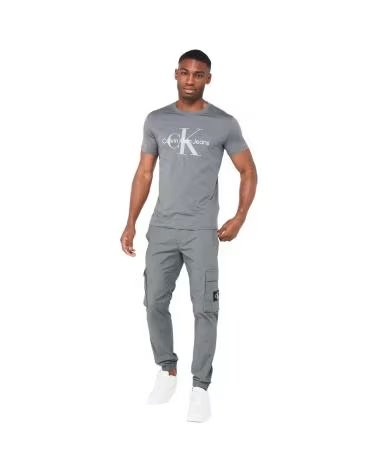 CALVIN KLEIN CAMISETA SEASONAL MONOLOGO EN COLOR PARA HOMBRE VERDE