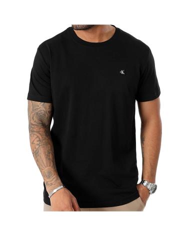 -CALVIN-KLEIN-CAMISETA-EMBRO-BADGE-NEGRO