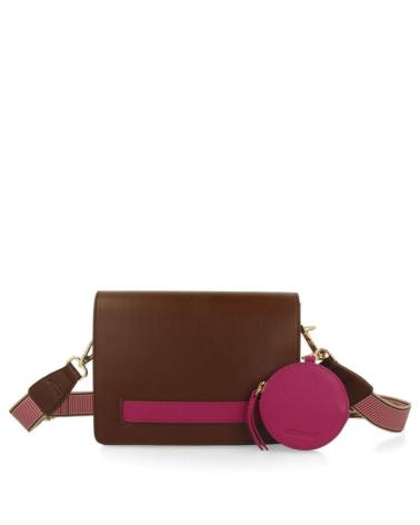 GIOSEPPO BROWN CROSSBODY BAG WITH FUCHSIA ROUND POUCH AND TWO-TONE STRAP MARRóN