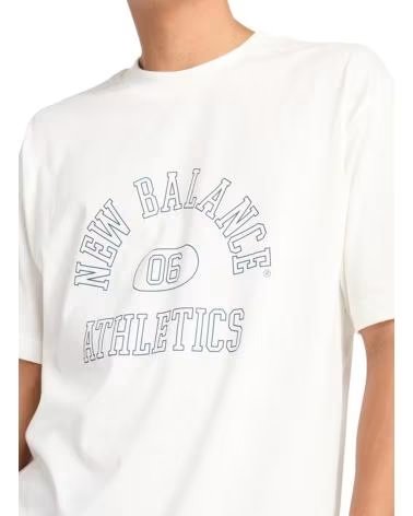 NEW BALANCE CAMISETA GRAPHIC BLANCO MT43504SST