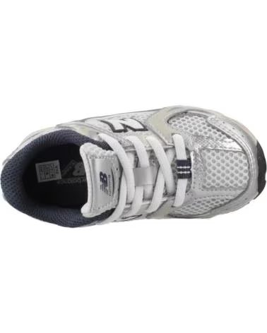 NEW BALANCE Zapatillas Iz530Ka en gris para ninos GRIS