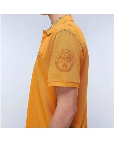 -NAPAPIJRI-POLOS-HOMBRE-MODELO-E-AMUNDSEN-COLOR-NARANJA-APRCOT