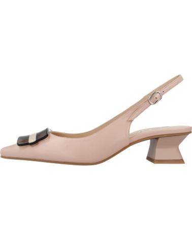 DIBIA ZAPATOS TIPO SALÓN DESTALONADOS CON TACÓN GEOMÉTRICO Y HEBILLA DECORATIVA SKIN