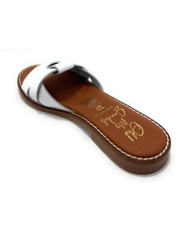 OH MY SANDALS ZUECO PLANO PIEL TIRAS BLANCO