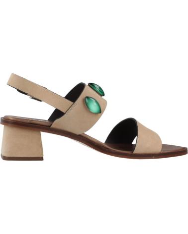 PLUMERS SANDALIAS PLUMERS MODELO 3977P CON APLIQUES CAMEL