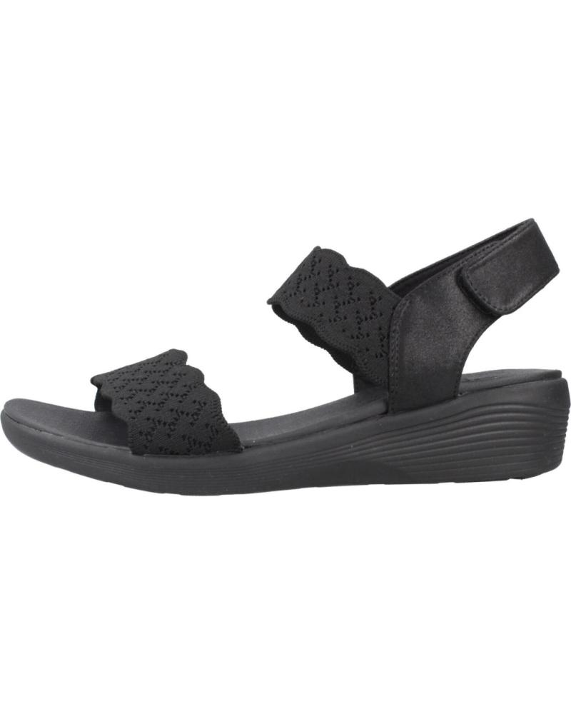 SKECHERS SANDALIAS MUJER MODELO ARYA COLOR NEGRO BBK