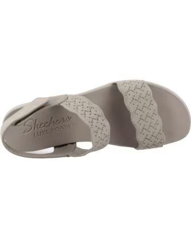 SKECHERS Cunas Mujer Arya On The Rise Taupe MARRóN