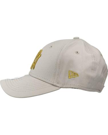 Gorros-y-gorras-para-aficionados-al-deporte-NEW-ERA-GORRAS-MUJER-MODELO-WMNS-METALLIC-LOGO-9FORTY-COLOR-BEIS-STN-STNMTG