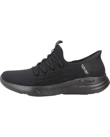 SKECHERS ZAPATILLAS MUJER MODELO SLIP INS - RELAXED FIT SPORT COLOR N BBK