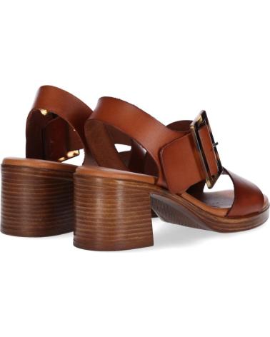 CHIKA10 GOTICA 08M CUERO-TAN