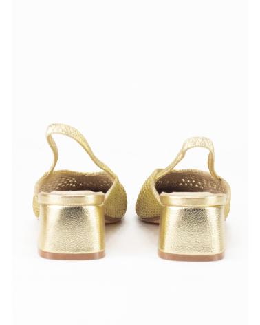 KESLEM ZAPATO DESTALONADO CON TACON PARA MUJER EN COLOR ORO