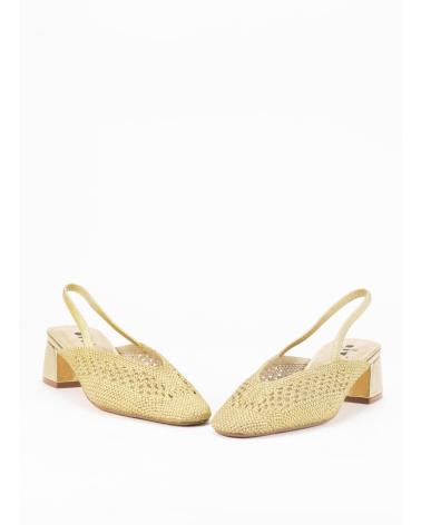 KESLEM ZAPATO DESTALONADO CON TACON PARA MUJER EN COLOR ORO