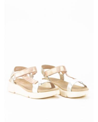 KESLEM SANDALIA DE PIEL CON CUNA PARA MUJER EN COLOR PLATINO
