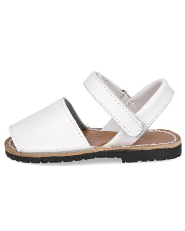 BUBBLE BOBBLE SANDALIAS MDB899 EN COLOR BLANCO
