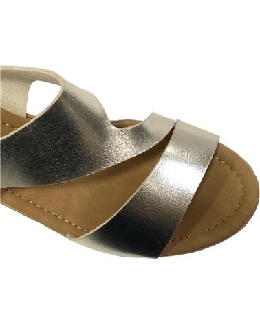 CALZADOMANIA SANDALIA DE CUNA TIPO MADERA ORO