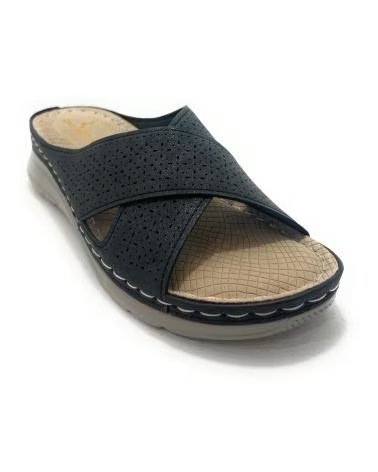 CHIC VISION ZUECOS CON CINTAS CRUZADAS PICADAS Y SUELA DE CUNA - NEGRO