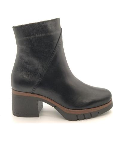 PAULA URBAN BOTIN 11-1140 NEGRO