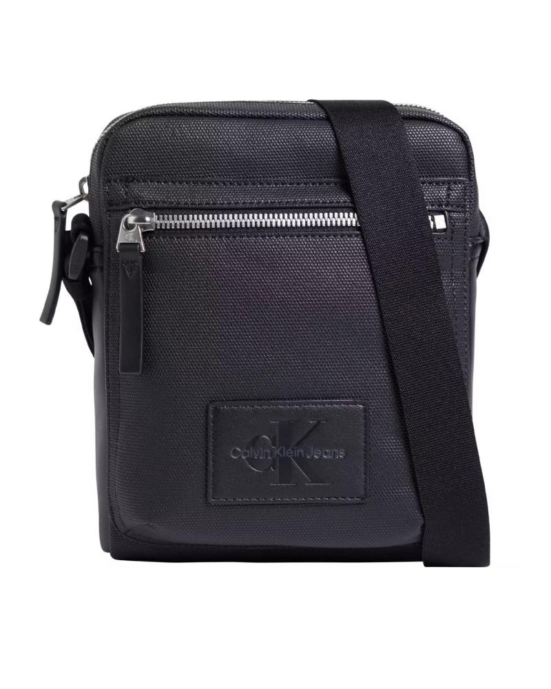CALVIN KLEIN COATED REPORTER18 CROSSBODY BAG BLACK NEGRO