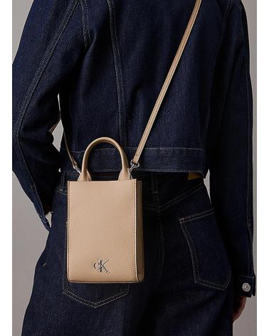 Startseite-CALVIN-KLEIN-BOLSO-MINIMAL-MONOGRAM-TOTE18-TAUPE