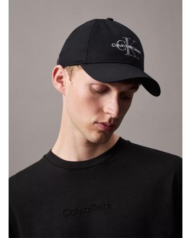 Chapéus-e-bonés-para-fãs-de-esportes-CALVIN-KLEIN-GORRA-MONOLOGO-EMBROIDERY-BASEBALL-CAP-NEGRO