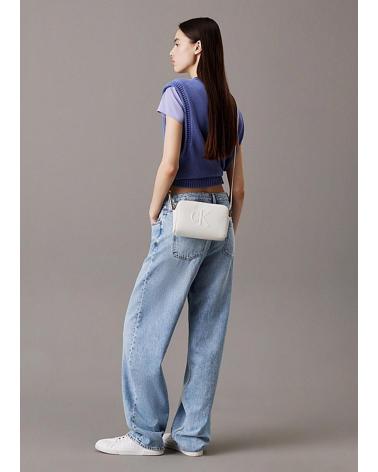 CALVIN KLEIN SCULPTED EW CAMERA BAG BLANCO