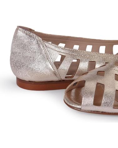 MENINA STEP WOMENS BAKIO BALLET FLAT SANDALS CHAMPAGNE