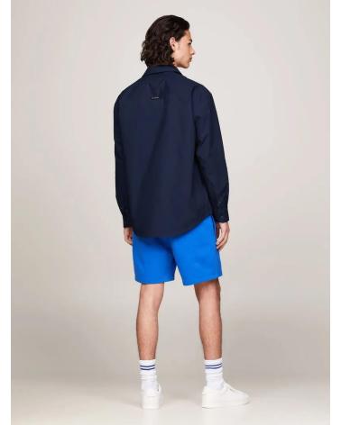 Inicio-TOMMY-JEANS-CAMISA-CLASSICS-AMPLIA-CON-LOGO-BORDADO-DM0DM18959-AZUL