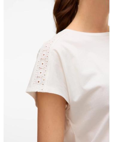 VERO MODA CAMISETA BLANCA CON DETALLE CALADO EN MANGA 10325735 BLANCO