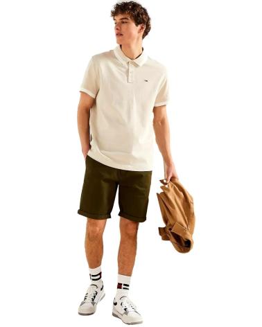 Startseite-TOMMY-JEANS-VERMUDA-XINO-HOMBRE-SCANTON-DM0DM18812-VERDE