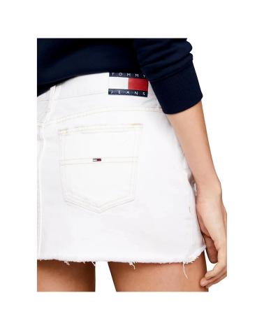 Startseite-TOMMY-JEANS-FALDA-CORTA-VAQUERA-SOPHIE-DW0DW17992-BLANCO