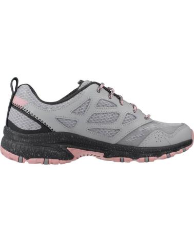 SKECHERS ZAPATILLAS DE TREKKING EN PARA MUJER GRIS