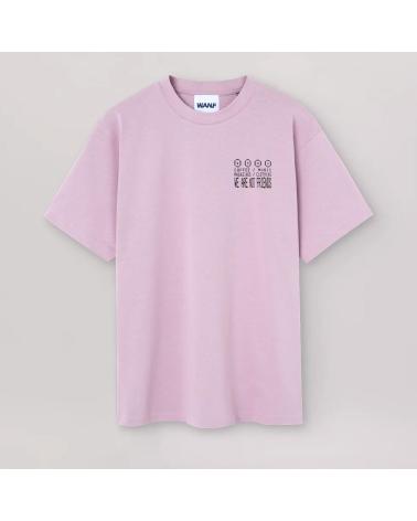 CAMISETA WE ARE NOT FRIENDS OFF CLUB ROSA COM ESTAMPA GRÁFICA MULTICOLOR