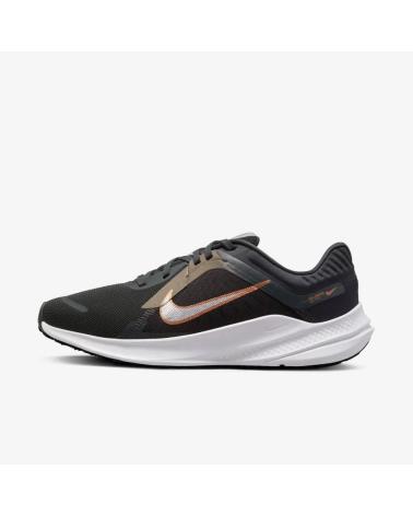 SCARPE NIKE QUEST 5 PRM NEGRO
