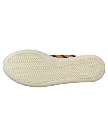 ADIDAS BASKETS BARREDA DECODE NOIRES ET GRISES AVEC DÉTAILS ORANGES GRIS