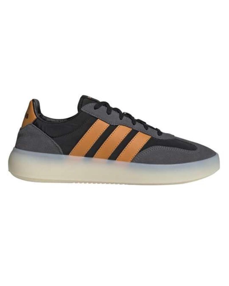 ADIDAS BASKETS BARREDA DECODE NOIRES ET GRISES AVEC DÉTAILS ORANGES GRIS