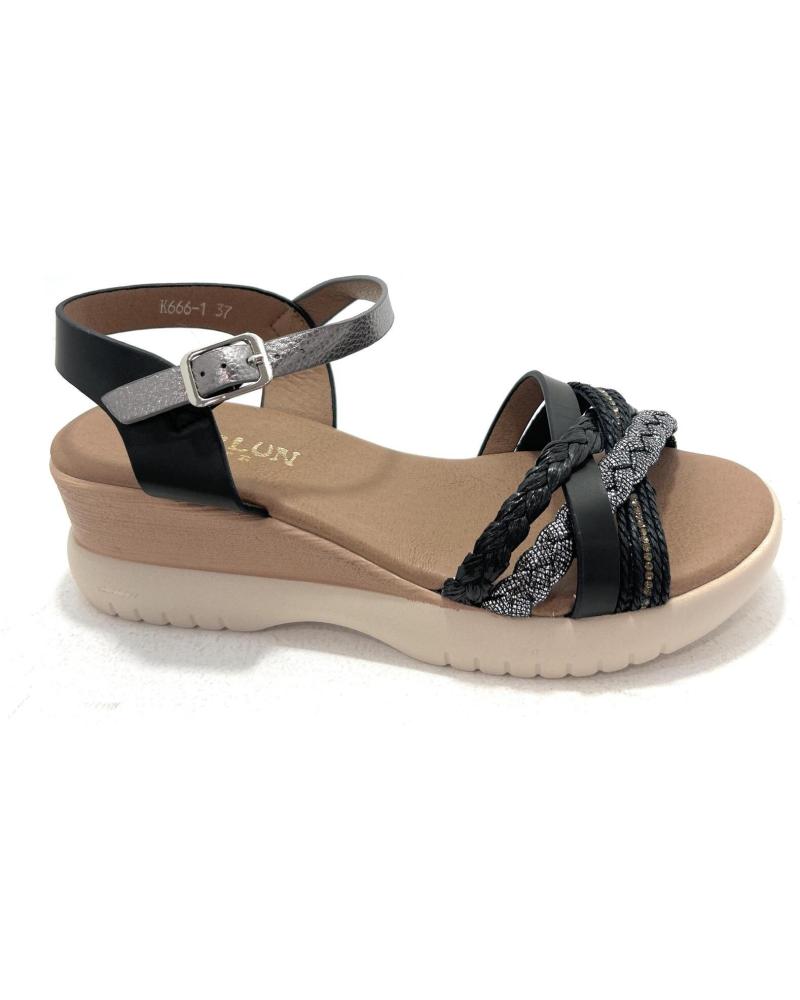 SANDALIAS CHIC VISION DE CUÑA CONFORT CON TIRAS TRENZADAS NEGRAS NEGRO