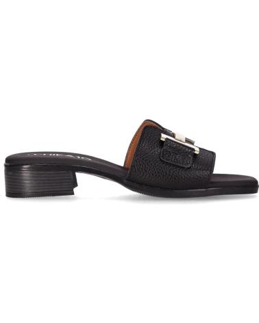 CHIKA10 ST FIORE 5605 BLACK SLIDE SANDALS WITH METALLIC ORNAMENT NEGRO-BLACK
