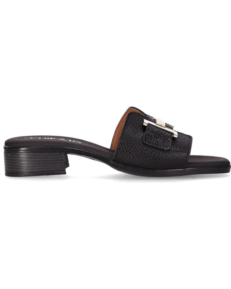 CHIKA10 ST FIORE 5605 BLACK SLIDE SANDALS WITH METALLIC ORNAMENT NEGRO-BLACK