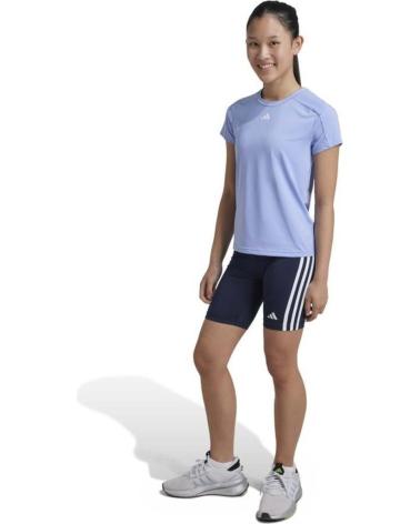 CONJUNTO ADIDAS IW3313: CAMISETA CELESTE Y MALLA AZUL CELESTE AZUL
