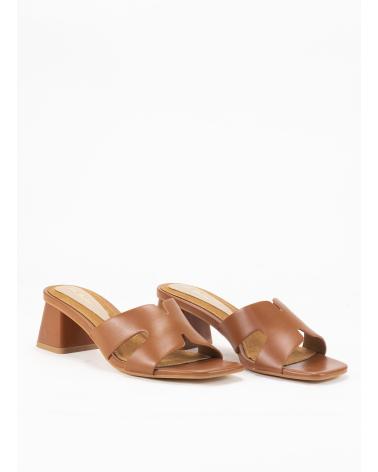 KESLEM SANDALETTE AUS BRAUNEM LEDER CUERO