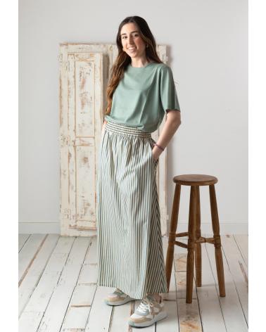 YERSE SAIA MIDI COM CINTURA ELÁSTICA E BOLSOS VERDE - MODELO 42844217 VERDE