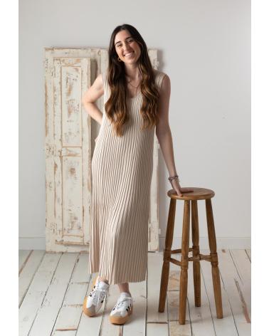 YERSE VESTIDO LARGO DE TIRANTES EVASÉ BEIGE - MODELO 42517005 BEIGE