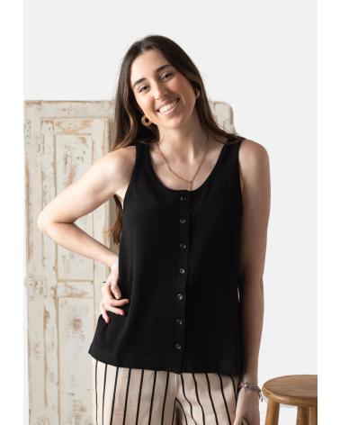 YERSE TOP CON BOTONES Y ESCOTE REDONDO NEGRO | MODELO 42510037 NEGRO