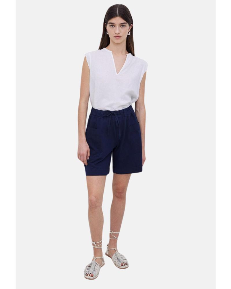 YERSE PANTALON CORTO EN COLOR AZUL